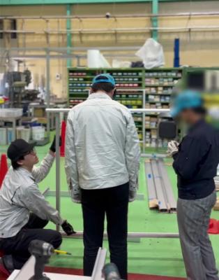 製品試験体(手すり)実験風景